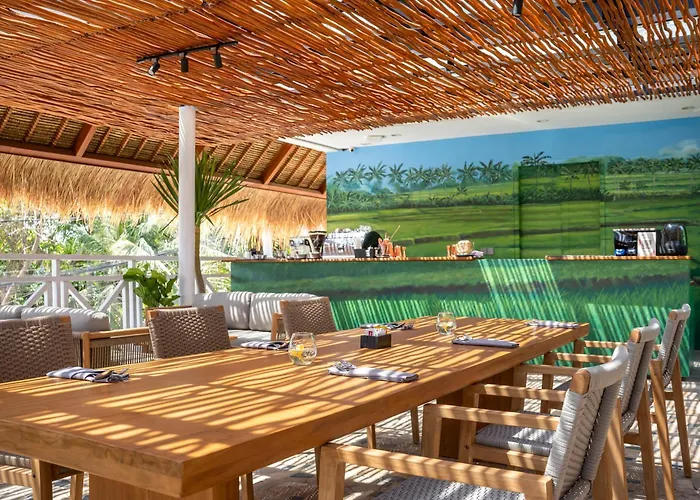 Ize By Lifestyleretreats Hotel 4*